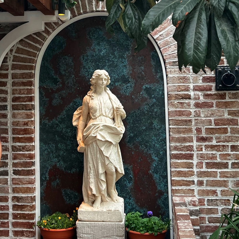 Meet your Posher, Simran